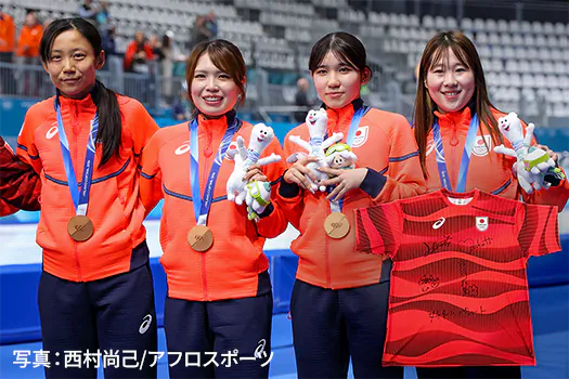 C 賞 ミラノ・コルティナ2026冬季オリンピック TEAM JAPAN メダリストサイン入りTシャツ《スケート／スピードスケート 女子チームパシュート》 1名様